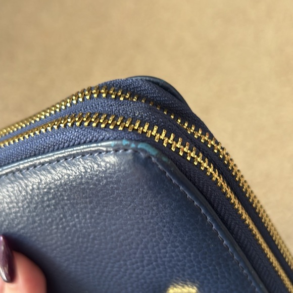 Joy & Iman Navy Leather Wallet - Picture 3 of 8